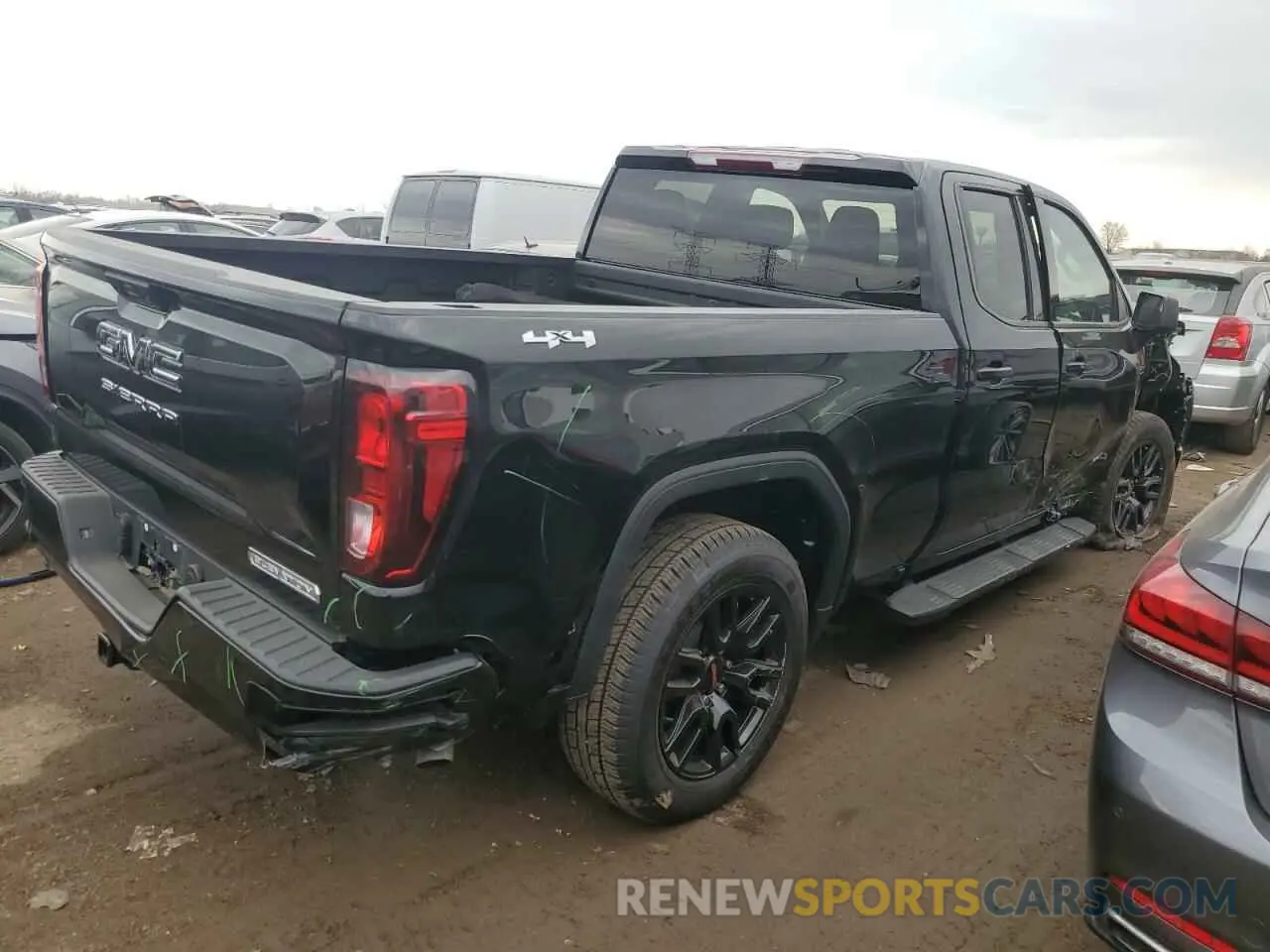 3 Photograph of a damaged car 1GTRUCEK9RZ377863 GMC SIERRA 2024