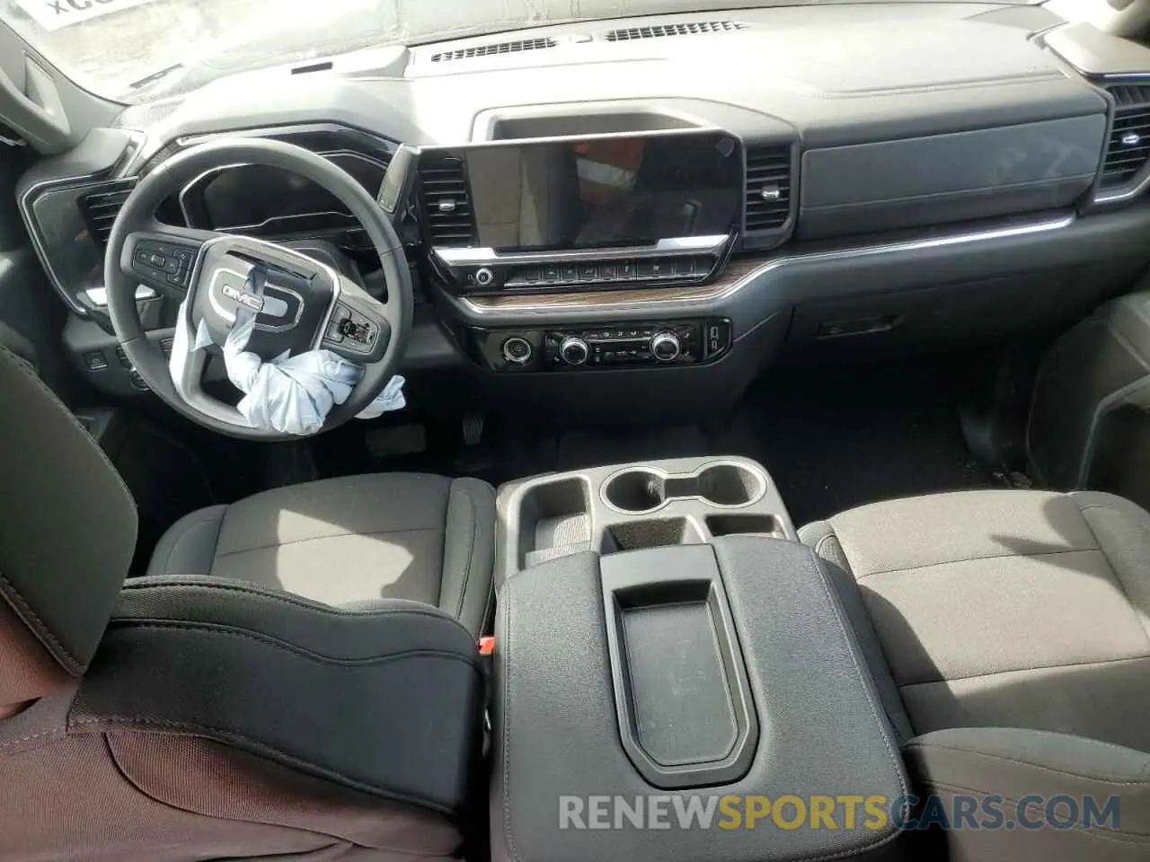 8 Photograph of a damaged car 1GTRUJEK4RZ176019 GMC SIERRA 2024