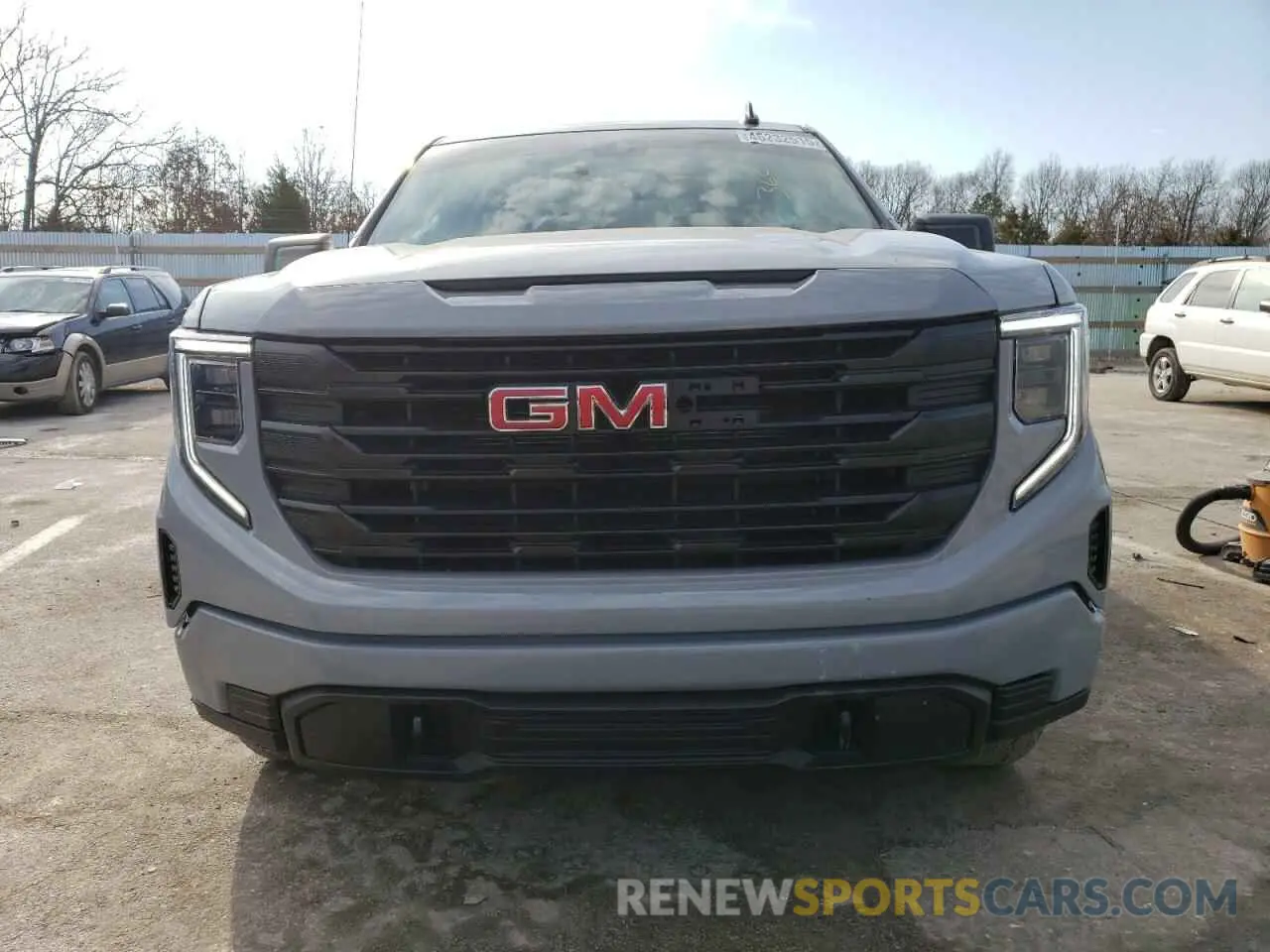 5 Photograph of a damaged car 1GTUUAED2RZ194160 GMC SIERRA 2024