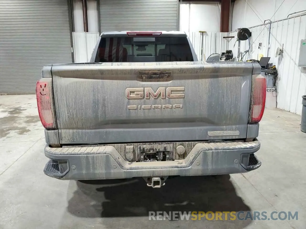 6 Photograph of a damaged car 1GTUUCE80RZ336178 GMC SIERRA 2024