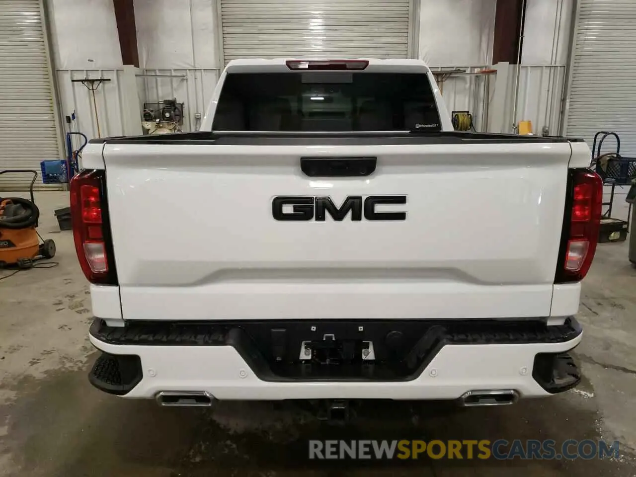 6 Photograph of a damaged car 1GTUUCE86RZ246999 GMC SIERRA 2024