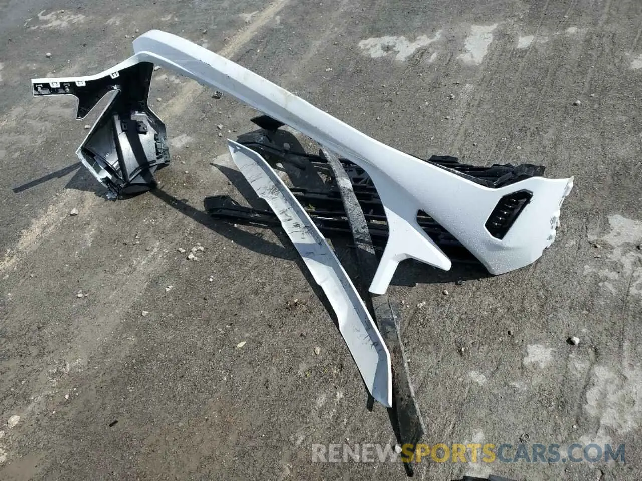 12 Photograph of a damaged car 1GTUUCED6RZ399718 GMC SIERRA 2024
