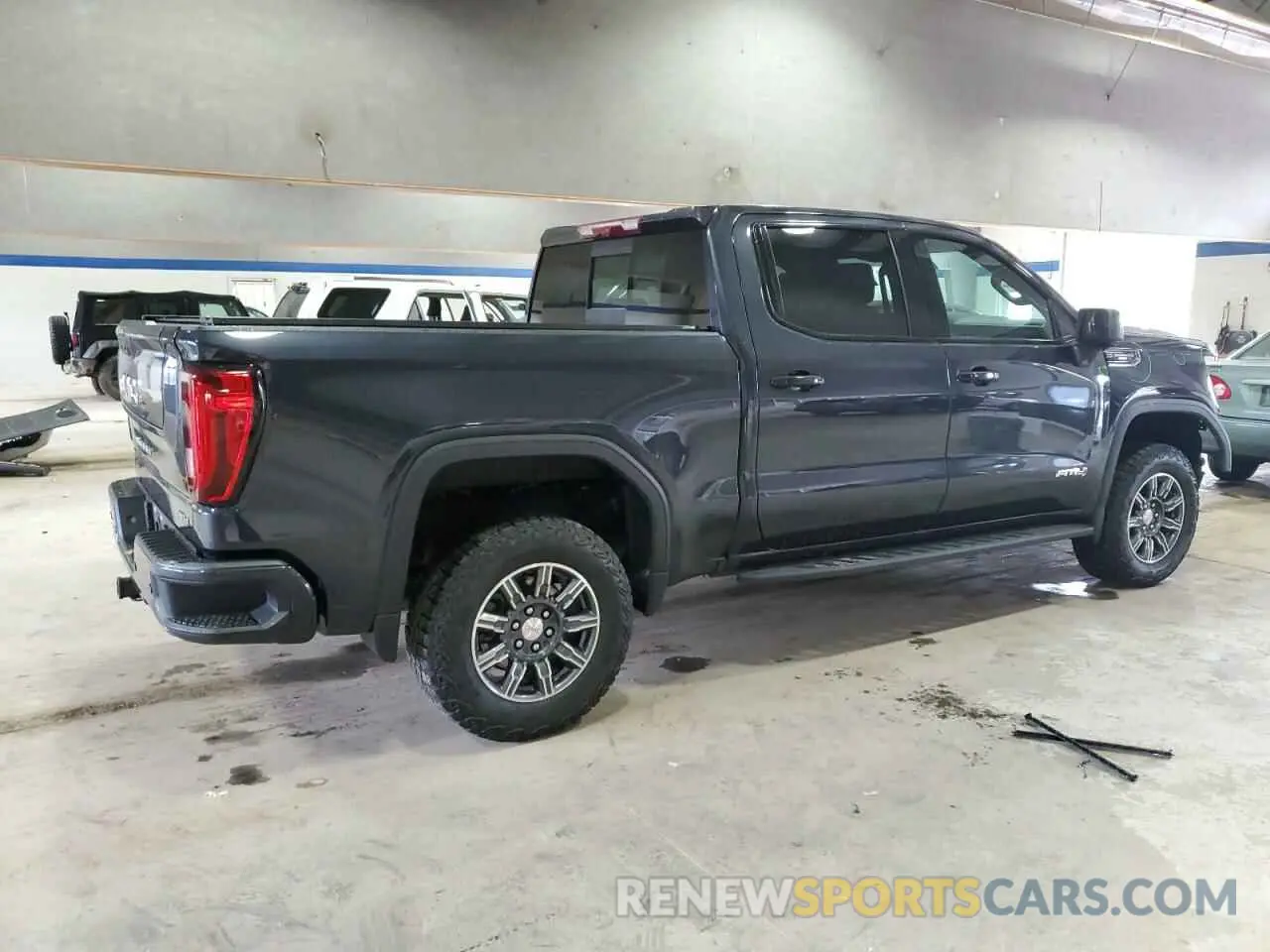 3 Photograph of a damaged car 1GTUUEE83RZ110499 GMC SIERRA 2024