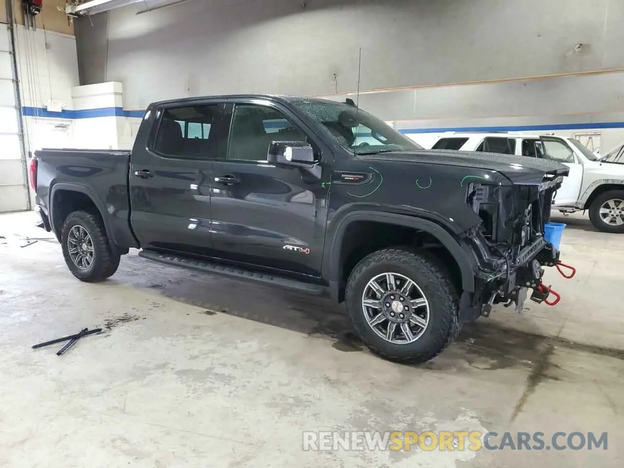 4 Photograph of a damaged car 1GTUUEE83RZ110499 GMC SIERRA 2024