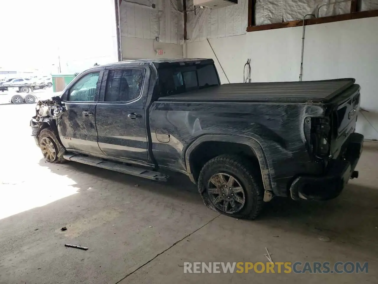 2 Photograph of a damaged car 1GTUUEE84RZ150817 GMC SIERRA 2024