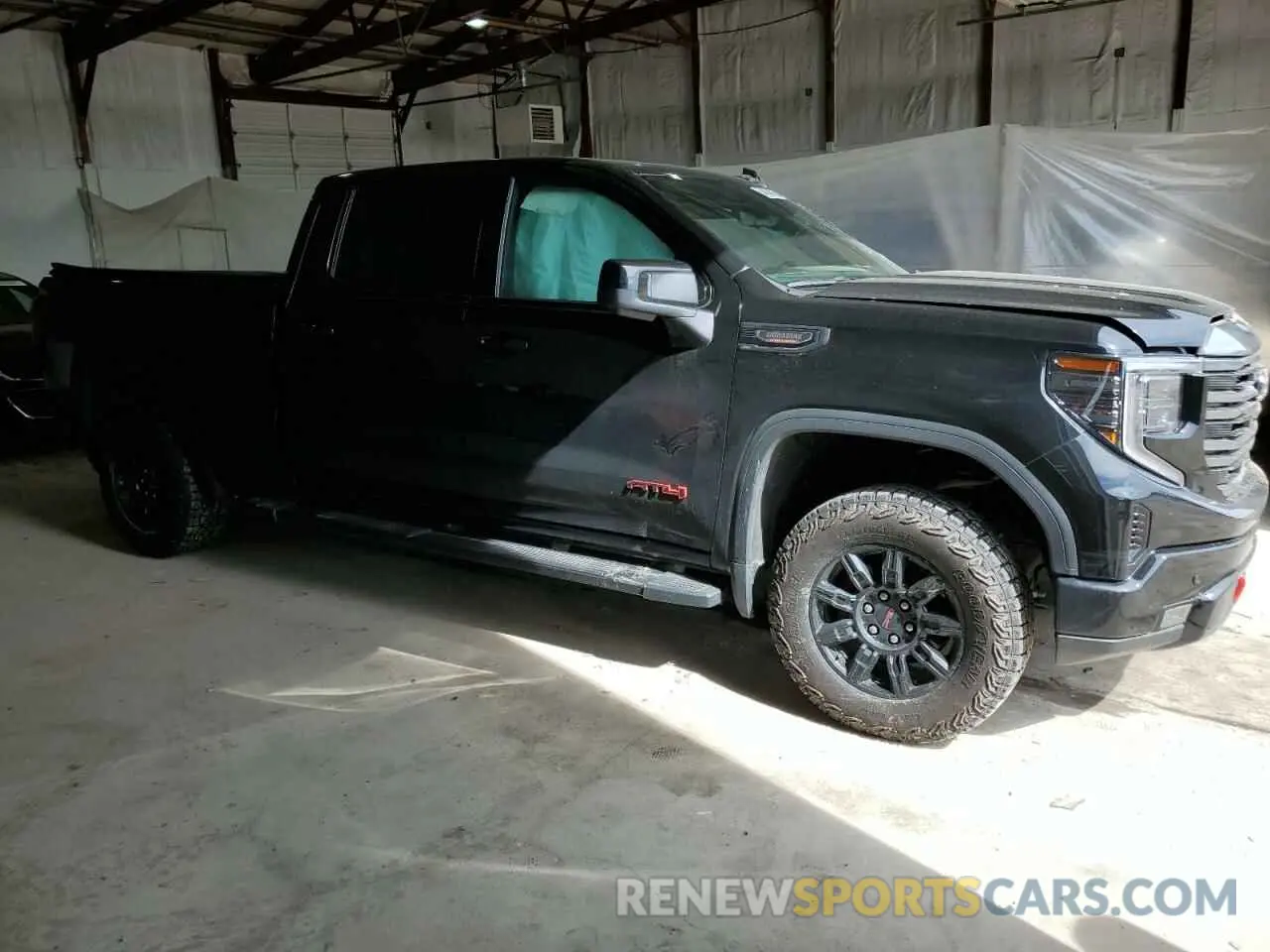 4 Photograph of a damaged car 1GTUUEE84RZ150817 GMC SIERRA 2024