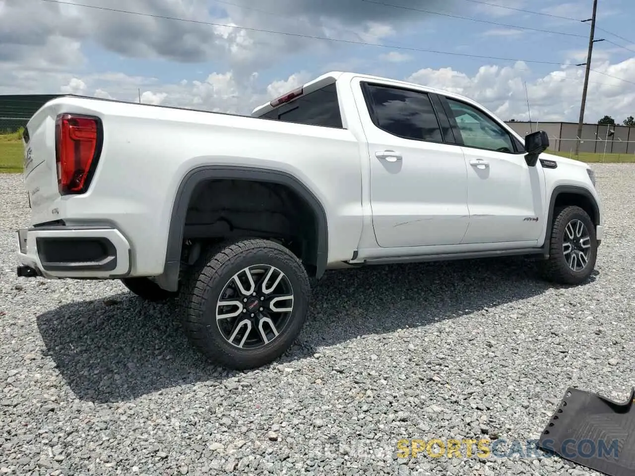 3 Photograph of a damaged car 1GTUUEEL1RZ250295 GMC SIERRA 2024