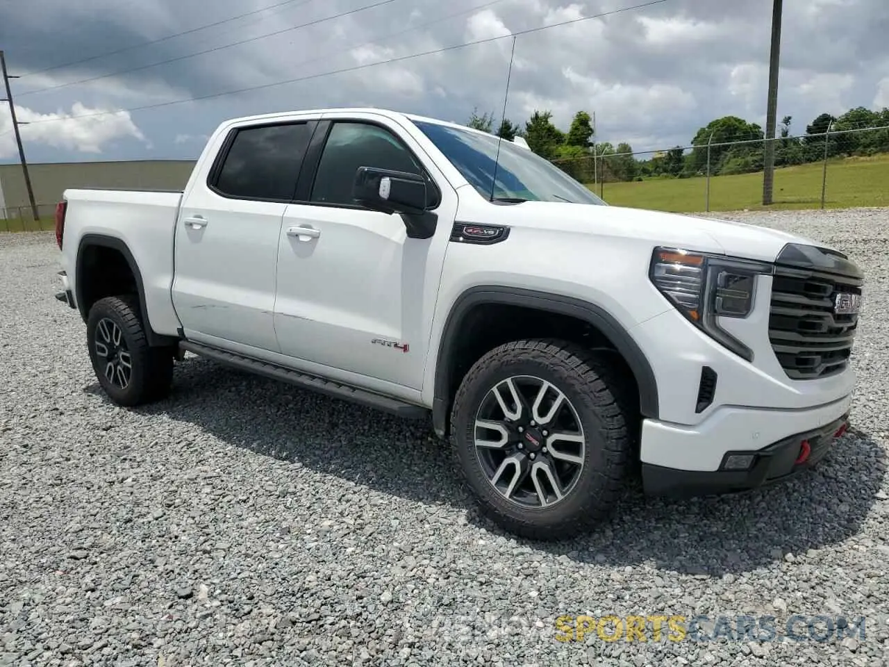 4 Photograph of a damaged car 1GTUUEEL1RZ250295 GMC SIERRA 2024