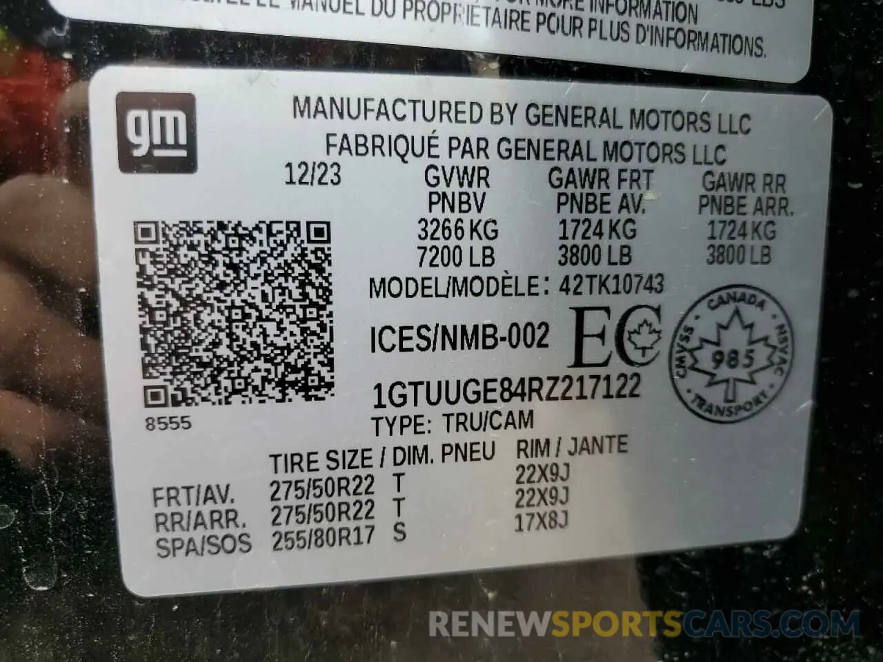 13 Photograph of a damaged car 1GTUUGE84RZ217122 GMC SIERRA 2024