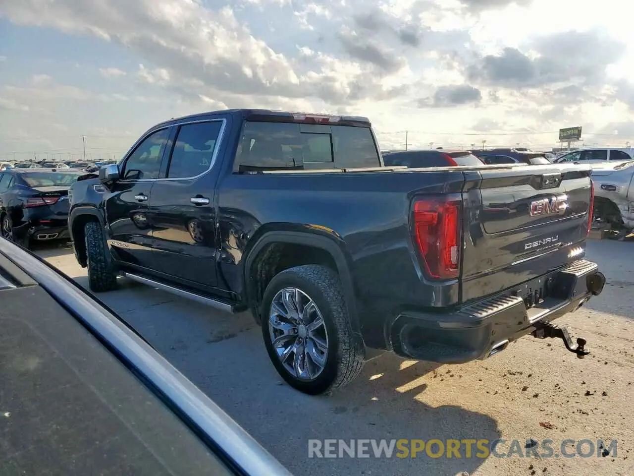2 Photograph of a damaged car 1GTUUGEDXRZ188626 GMC SIERRA 2024