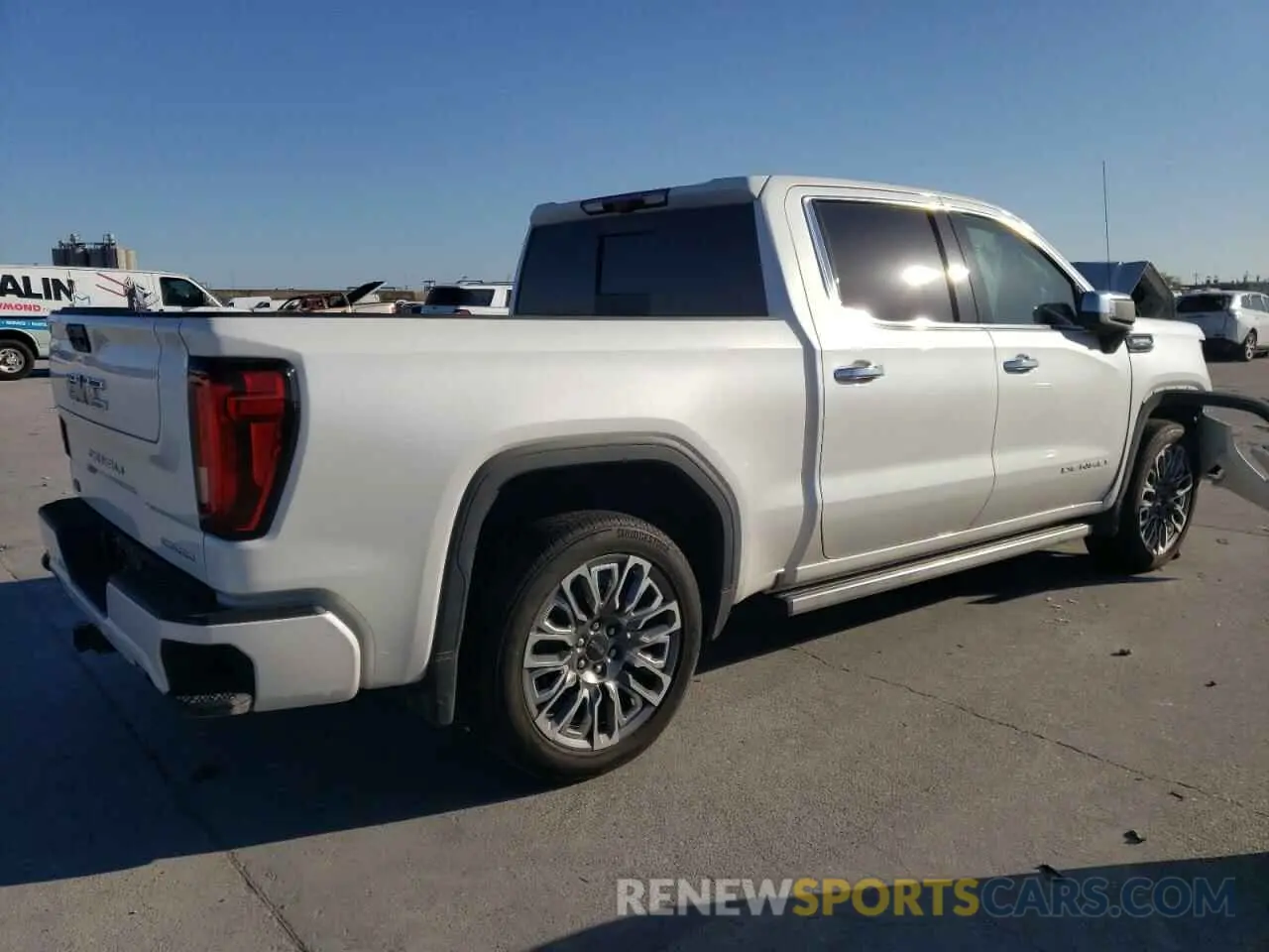 3 Photograph of a damaged car 1GTUUHEL3RZ186696 GMC SIERRA 2024