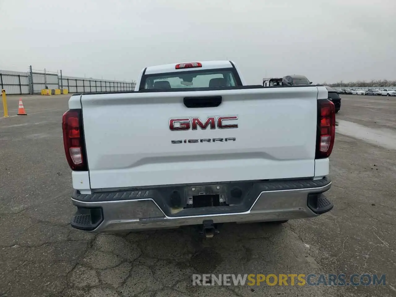6 Photograph of a damaged car 3GTNHAEK2RG412640 GMC SIERRA 2024