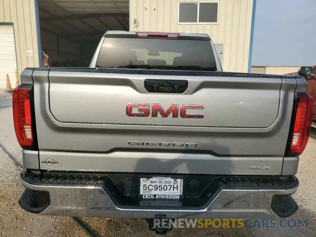 6 Photograph of a damaged car 3GTPHDED9RG148067 GMC SIERRA 2024