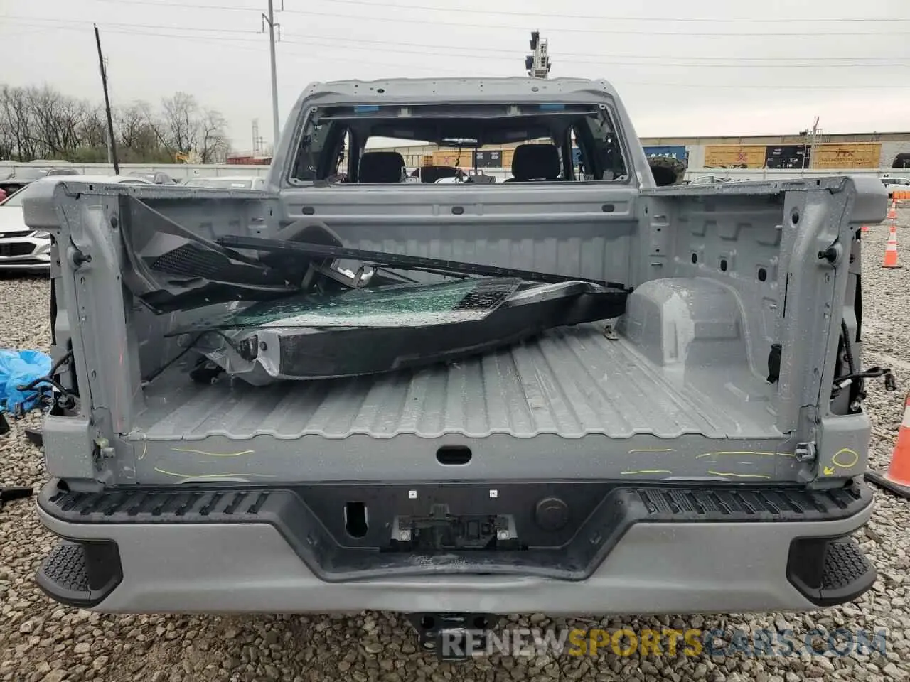 6 Photograph of a damaged car 3GTPUJEK2RG457047 GMC SIERRA 2024
