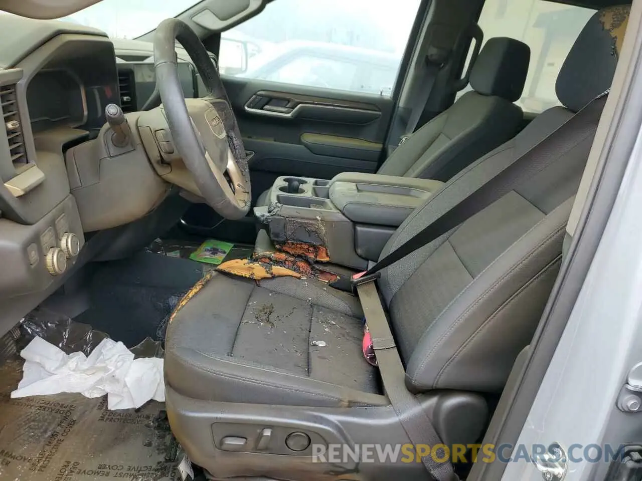 7 Photograph of a damaged car 3GTUUCED1RG293340 GMC SIERRA 2024