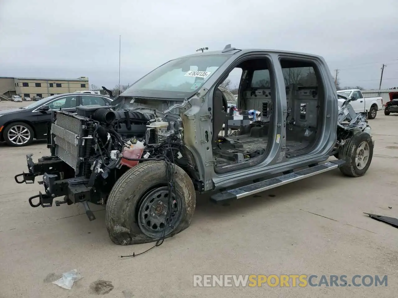 1 Photograph of a damaged car 3GTUUDED0RG170540 GMC SIERRA 2024