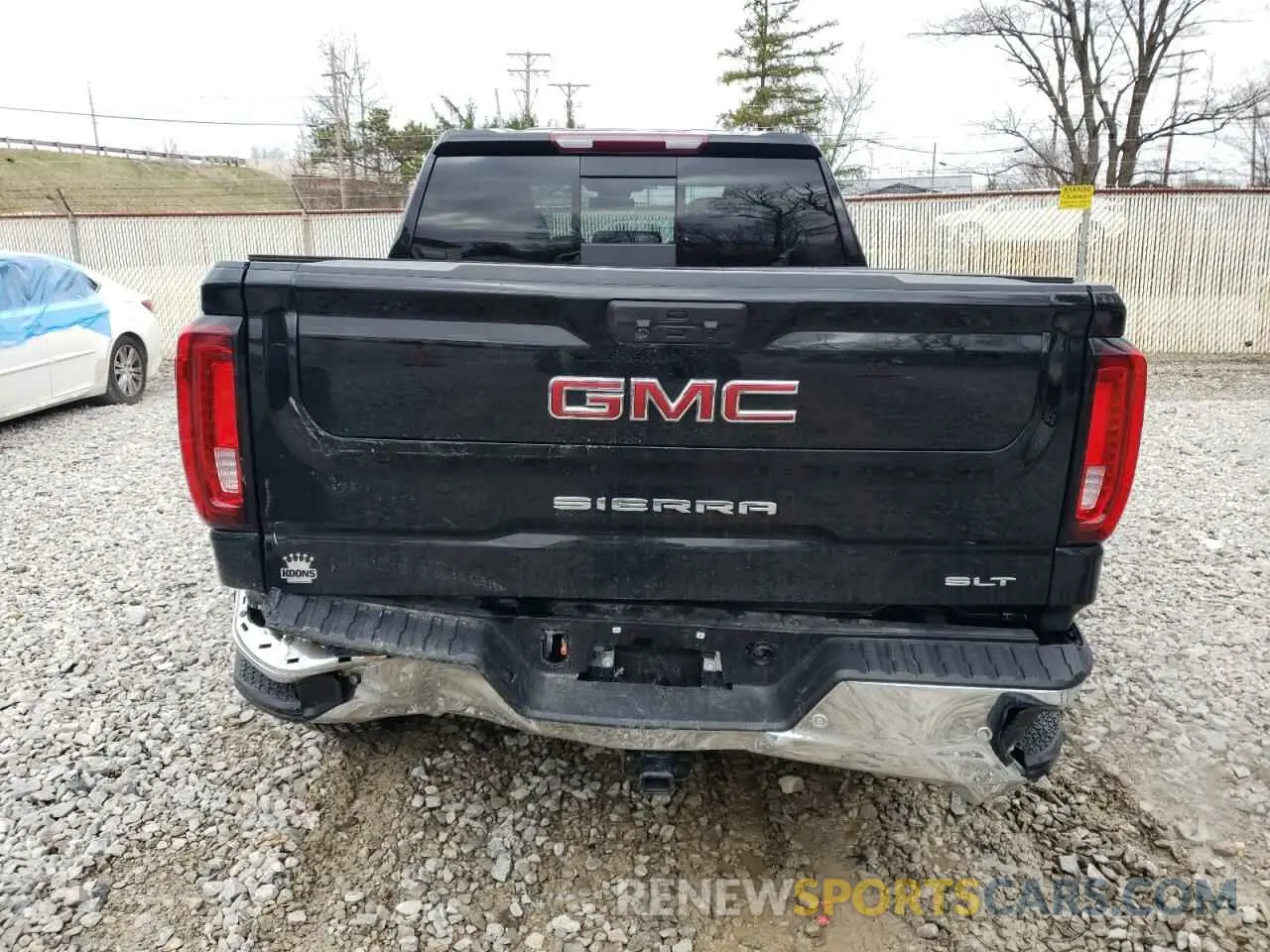 6 Photograph of a damaged car 3GTUUDED2RG274852 GMC SIERRA 2024
