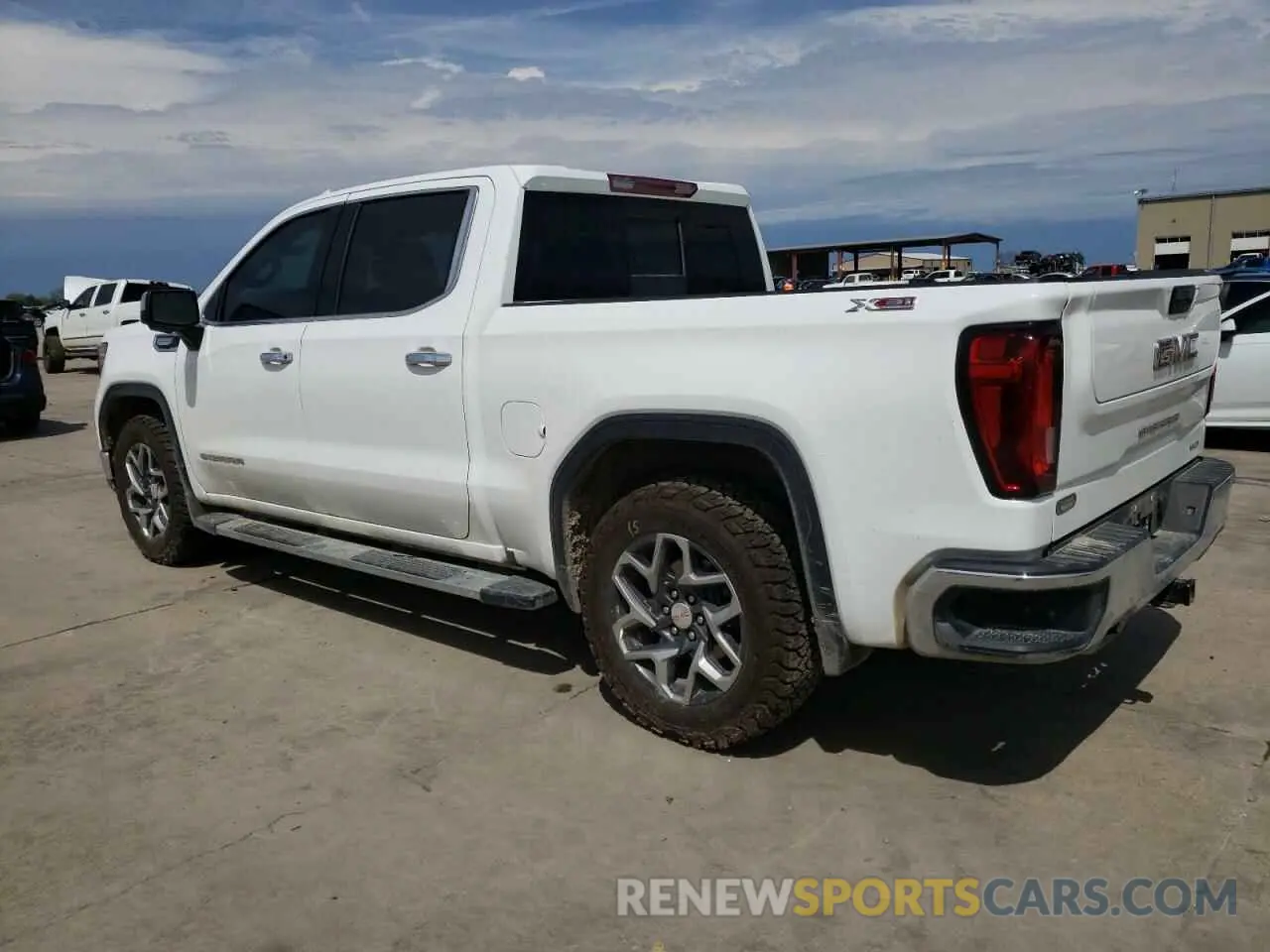 2 Photograph of a damaged car 3GTUUDED7RG167554 GMC SIERRA 2024