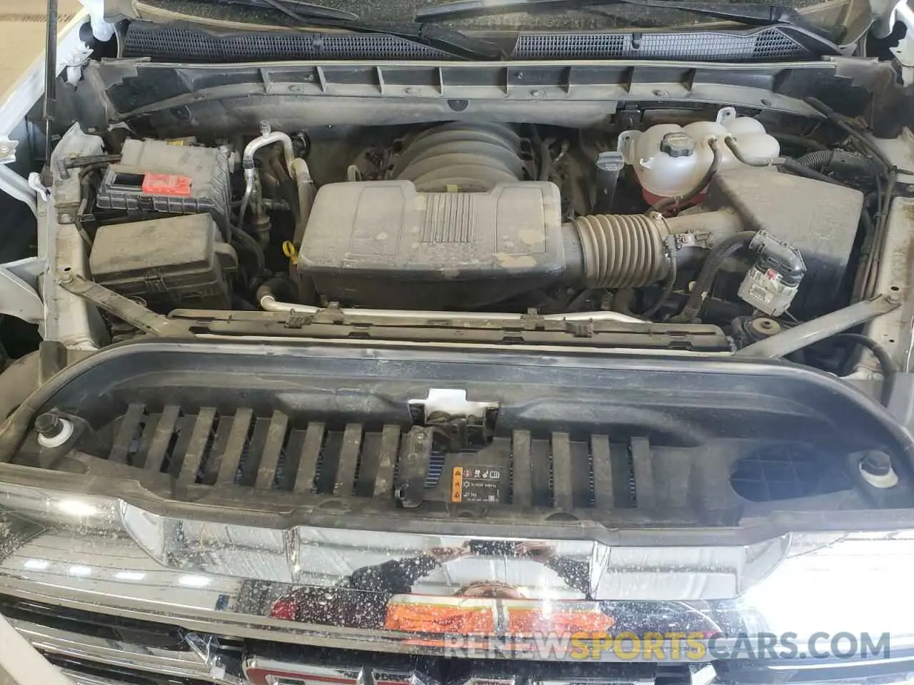 11 Photograph of a damaged car 3GTUUDEDXRG340127 GMC SIERRA 2024
