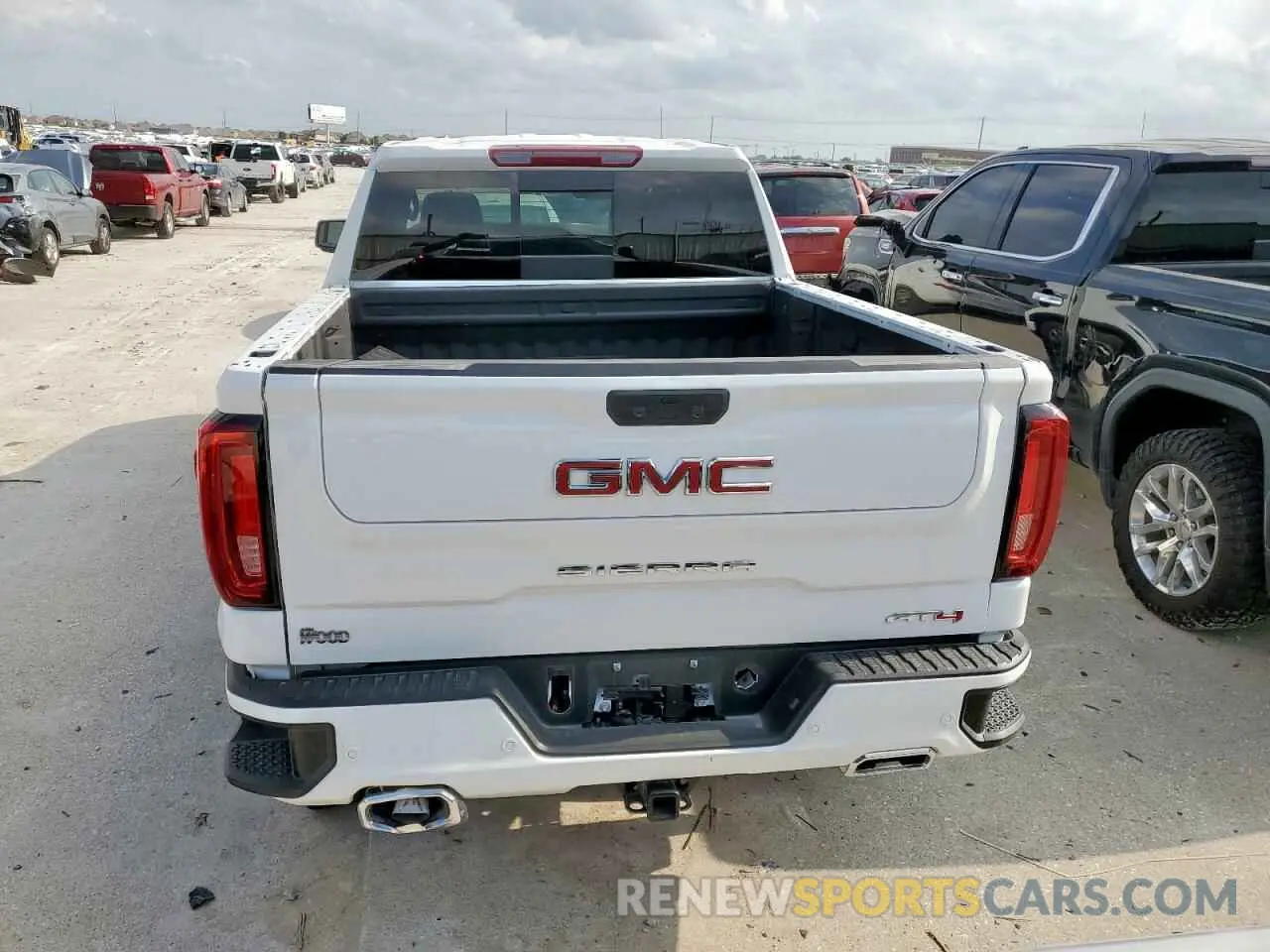 6 Photograph of a damaged car 3GTUUEE84RG216797 GMC SIERRA 2024