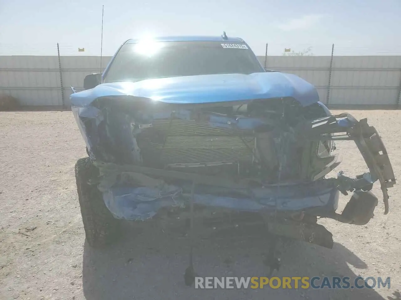 5 Photograph of a damaged car 3GTUUEE86RG267413 GMC SIERRA 2024