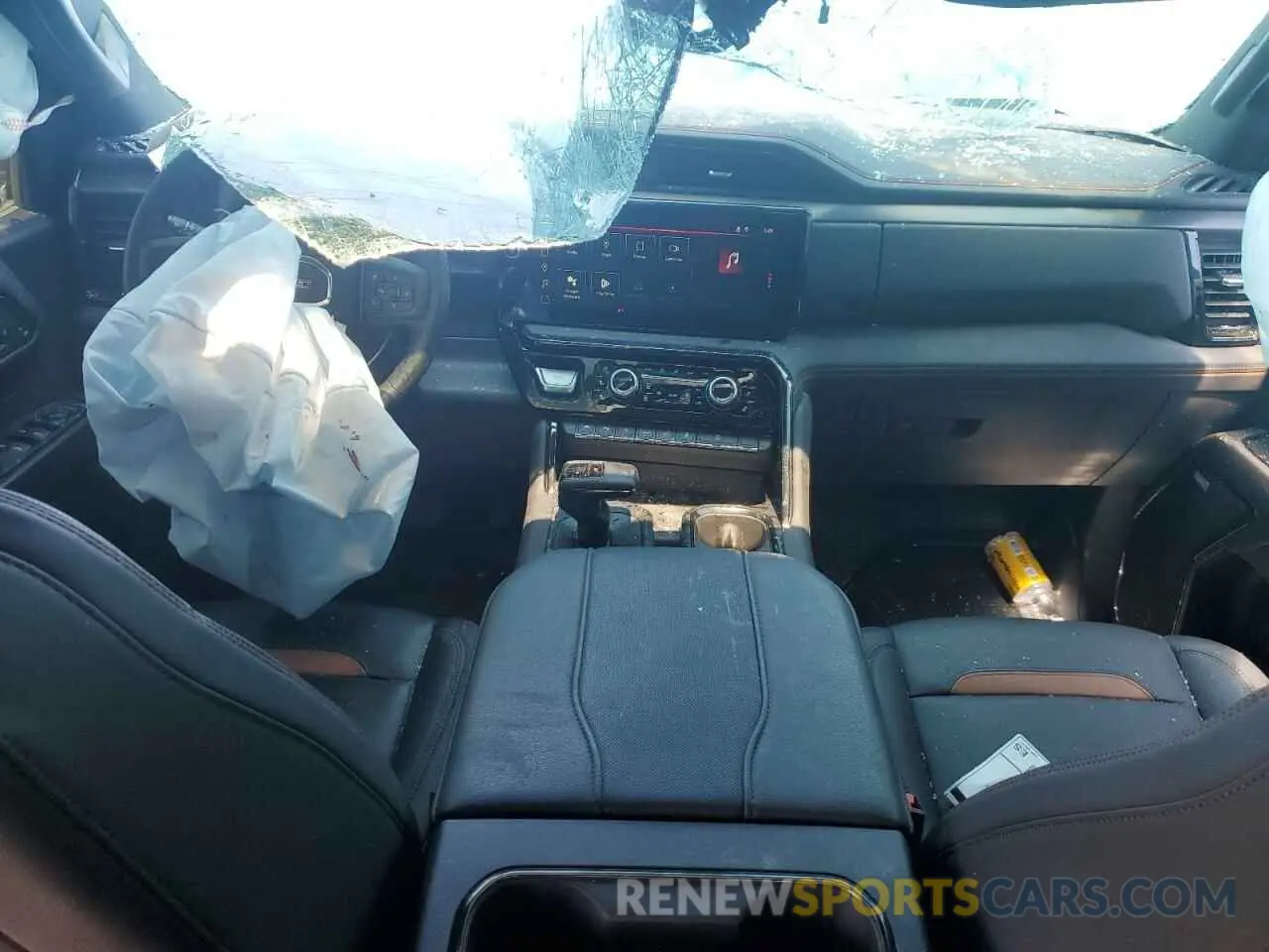 8 Photograph of a damaged car 3GTUUEE89RG184350 GMC SIERRA 2024