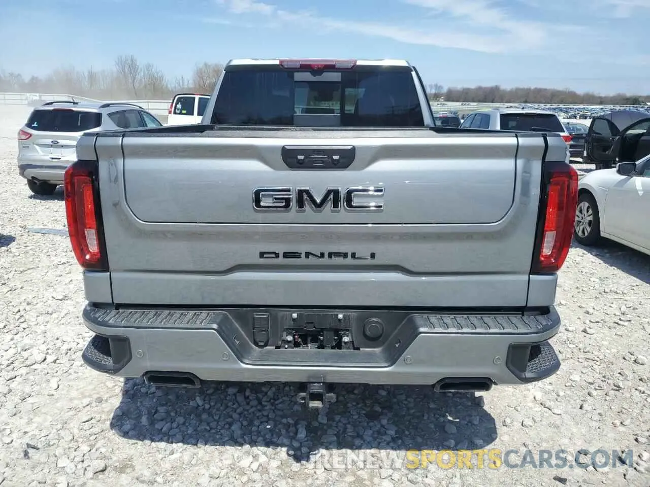 6 Photograph of a damaged car 3GTUUGE80RG270335 GMC SIERRA 2024