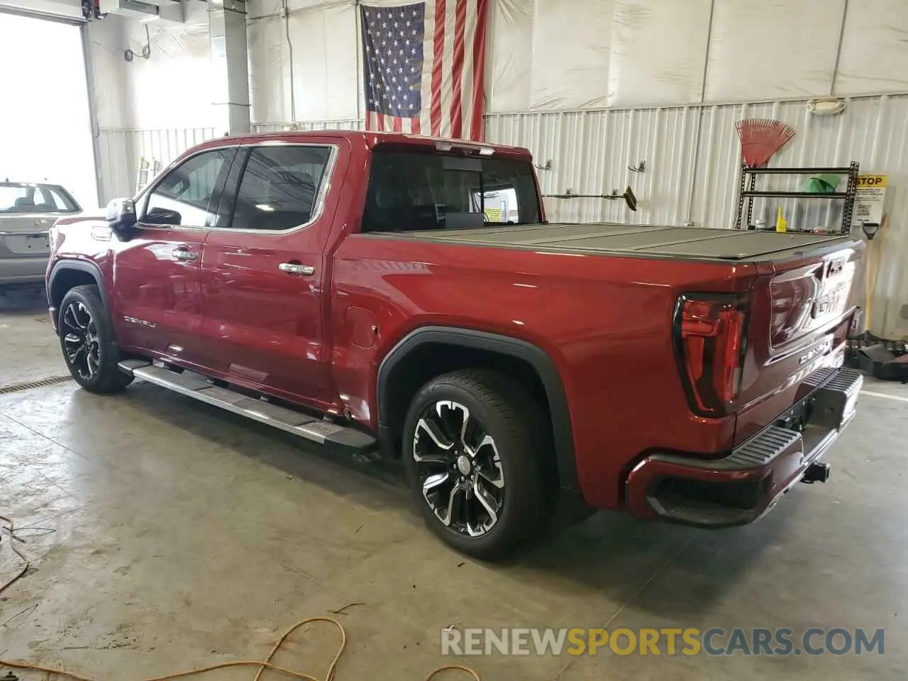 2 Photograph of a damaged car 3GTUUGE87RG350876 GMC SIERRA 2024