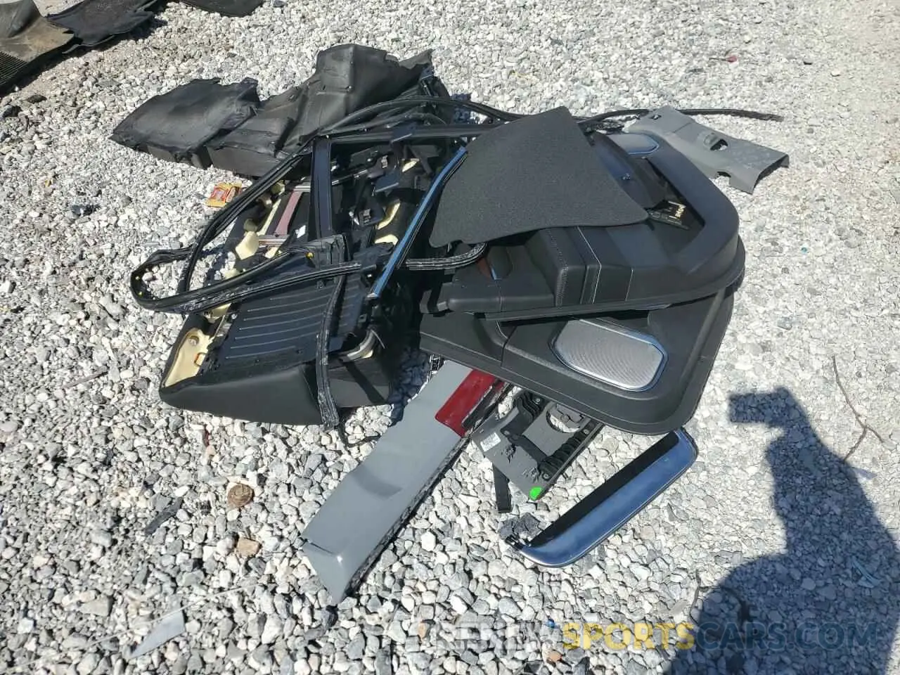 12 Photograph of a damaged car 3GTUUGEL1RG368164 GMC SIERRA 2024