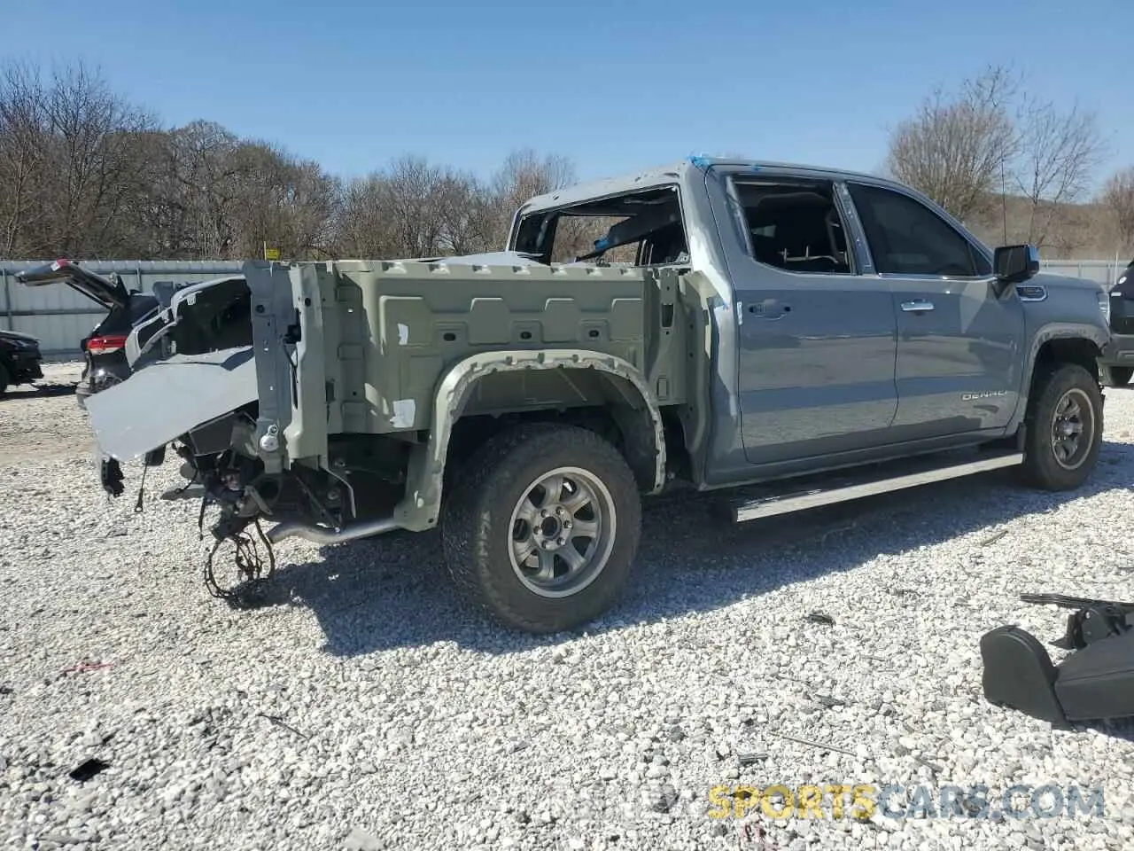 3 Photograph of a damaged car 3GTUUGEL1RG368164 GMC SIERRA 2024