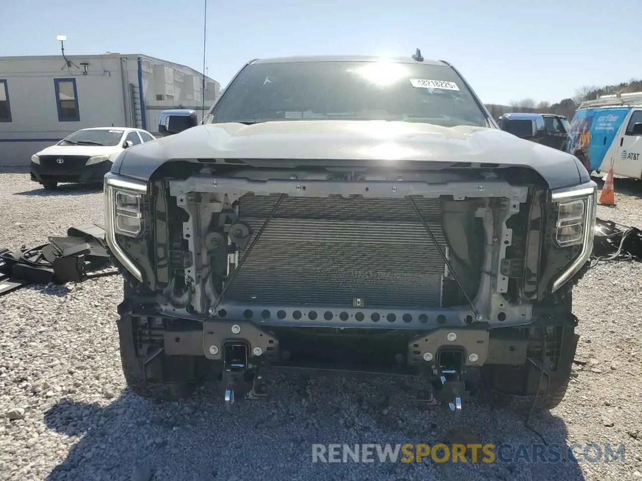 5 Photograph of a damaged car 3GTUUGEL1RG368164 GMC SIERRA 2024