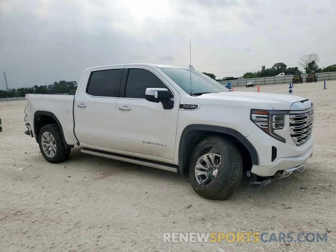 4 Photograph of a damaged car 3GTUUGEL8RG317017 GMC SIERRA 2024