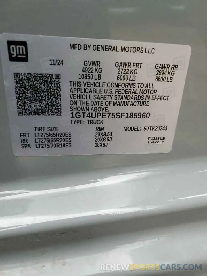 12 Photograph of a damaged car 1GT4UPE75SF185960 GMC SIERRA 2025