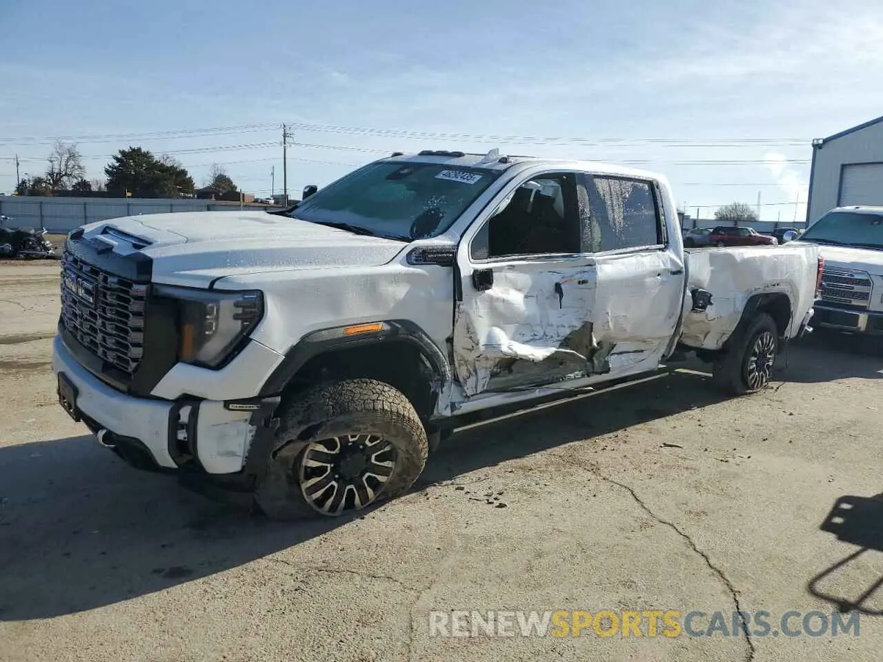 1 Photograph of a damaged car 1GT4UYEYXSF197956 GMC SIERRA 2025