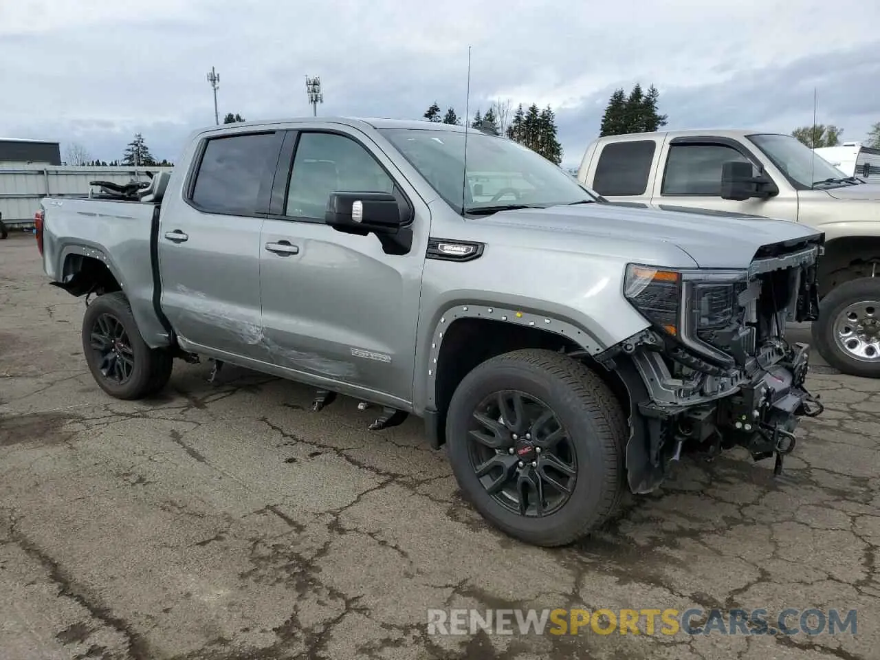 4 Photograph of a damaged car 1GTUUCE81SZ112908 GMC SIERRA 2025