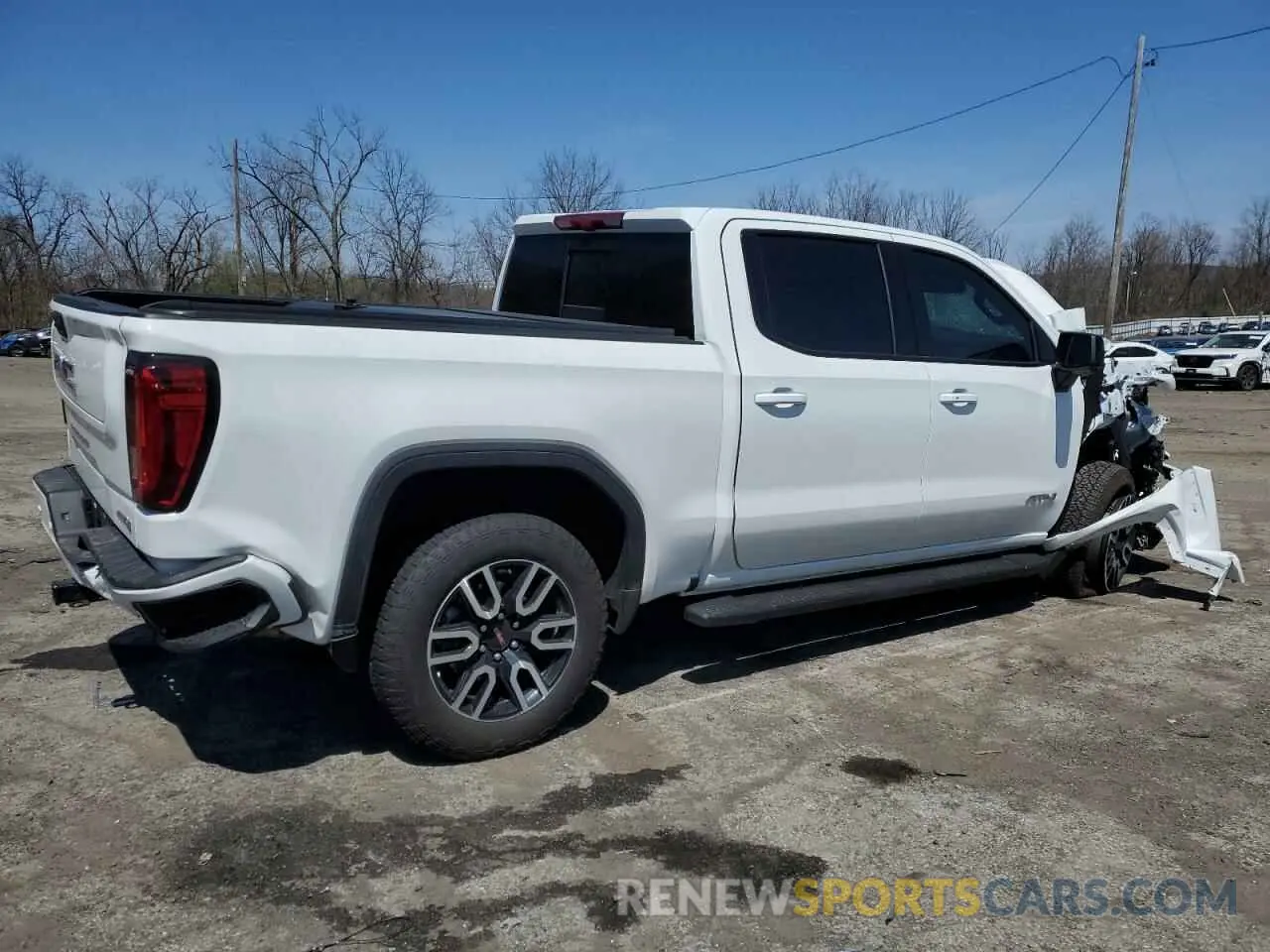 3 Photograph of a damaged car 1GTUUEE84SZ131061 GMC SIERRA 2025