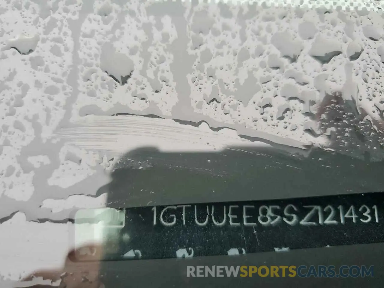 12 Photograph of a damaged car 1GTUUEE85SZ121462 GMC SIERRA 2025