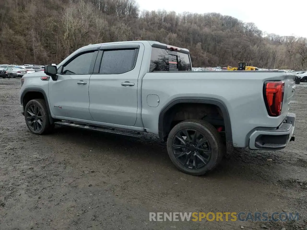 2 Photograph of a damaged car 1GTUUEE85SZ121462 GMC SIERRA 2025