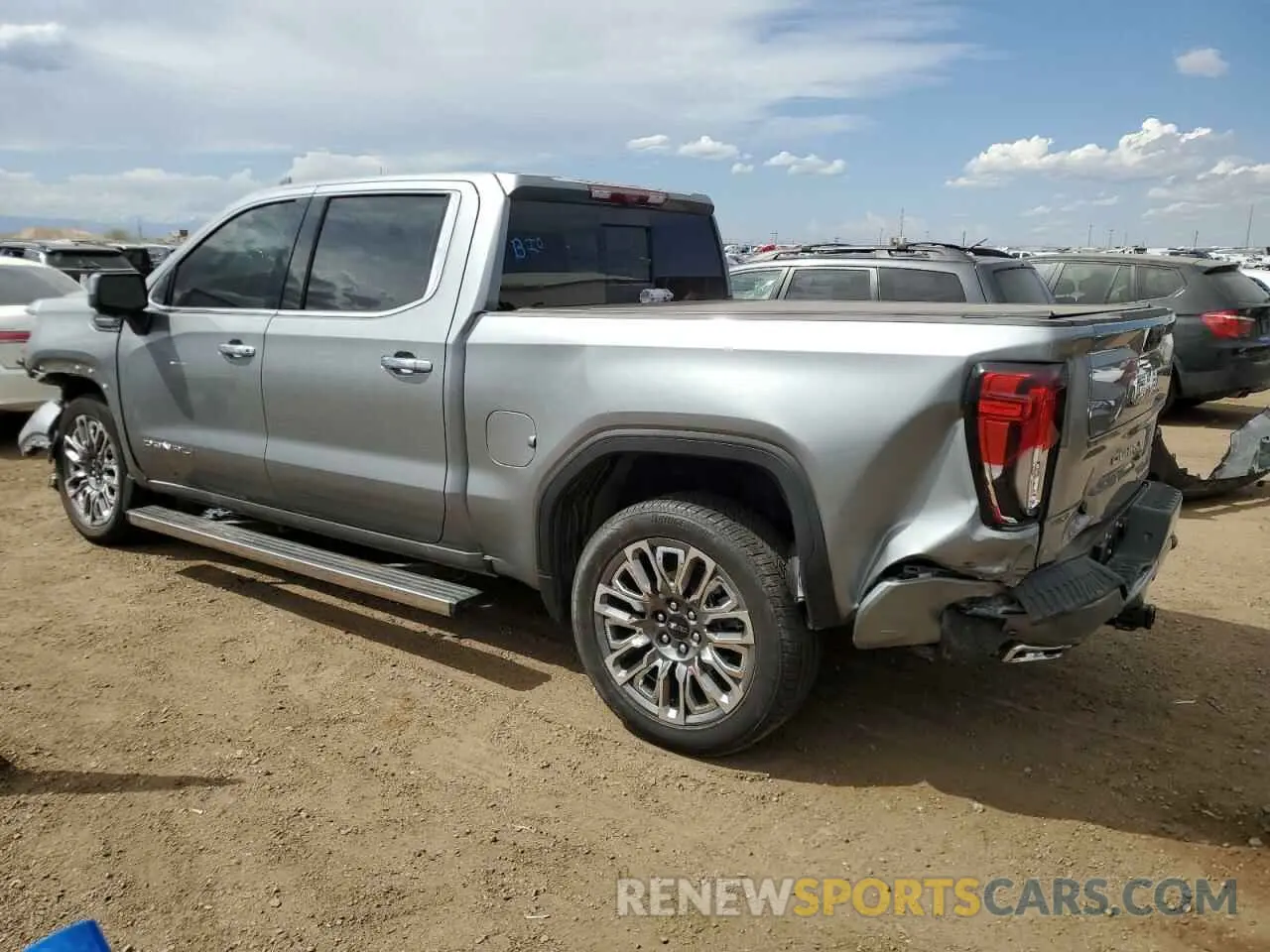 2 Photograph of a damaged car 1GTUUHE80SZ106868 GMC SIERRA 2025