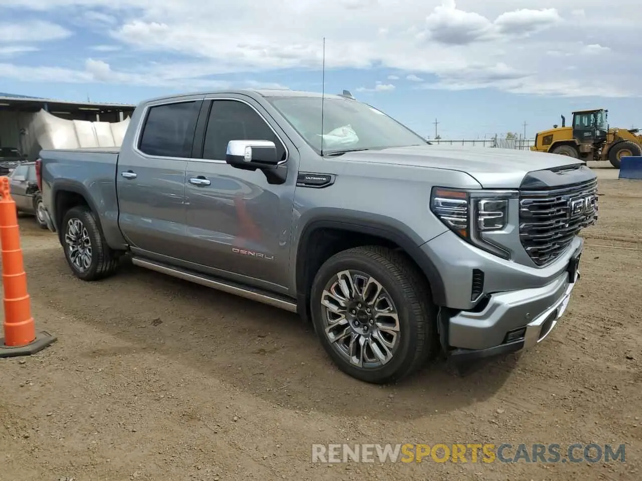 4 Photograph of a damaged car 1GTUUHE80SZ106868 GMC SIERRA 2025