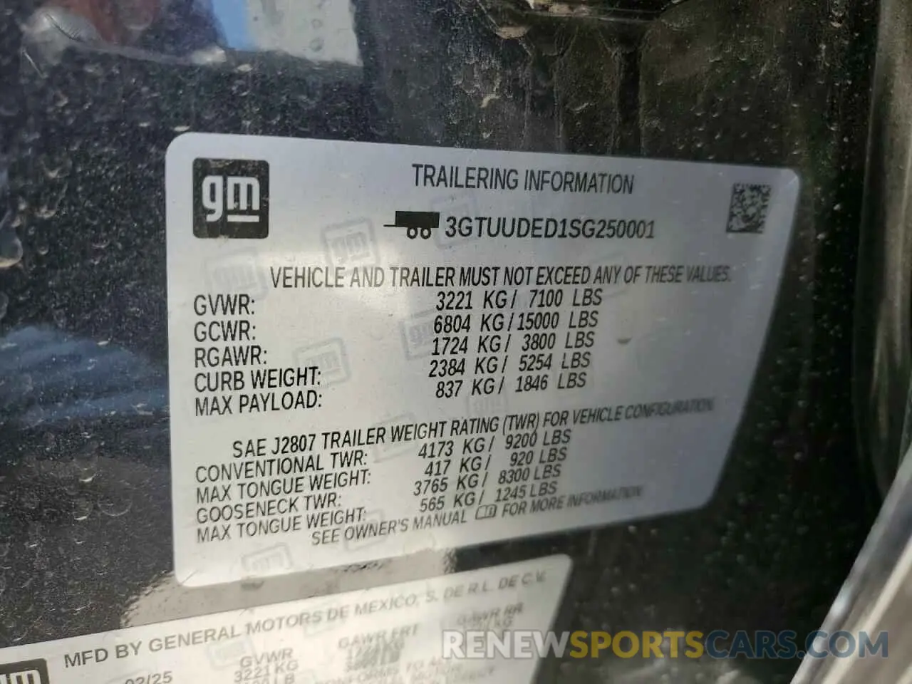 12 Photograph of a damaged car 3GTUUDED1SG250001 GMC SIERRA 2025