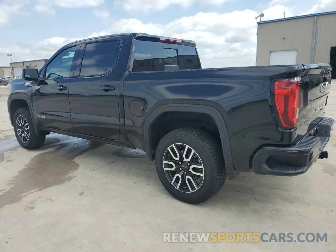 2 Photograph of a damaged car 3GTUUEE85SG246302 GMC SIERRA 2025