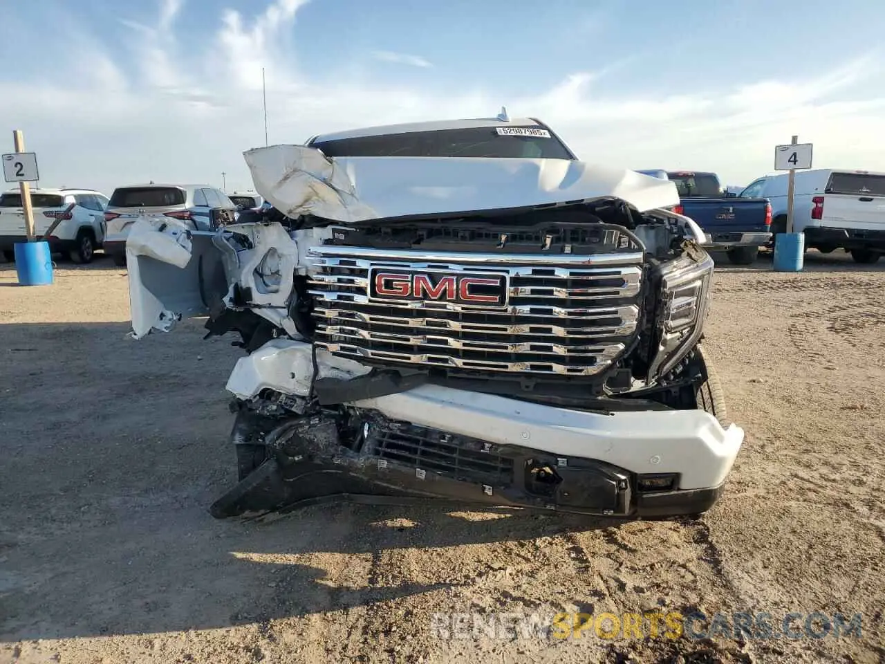 5 Photograph of a damaged car 3GTUUGED0SG249309 GMC SIERRA 2025