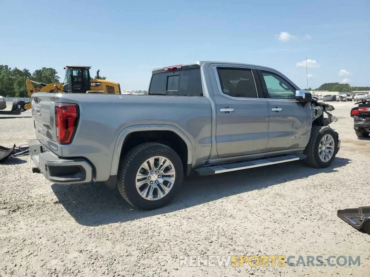 3 Photograph of a damaged car 3GTUUGED9SG113289 GMC SIERRA 2025