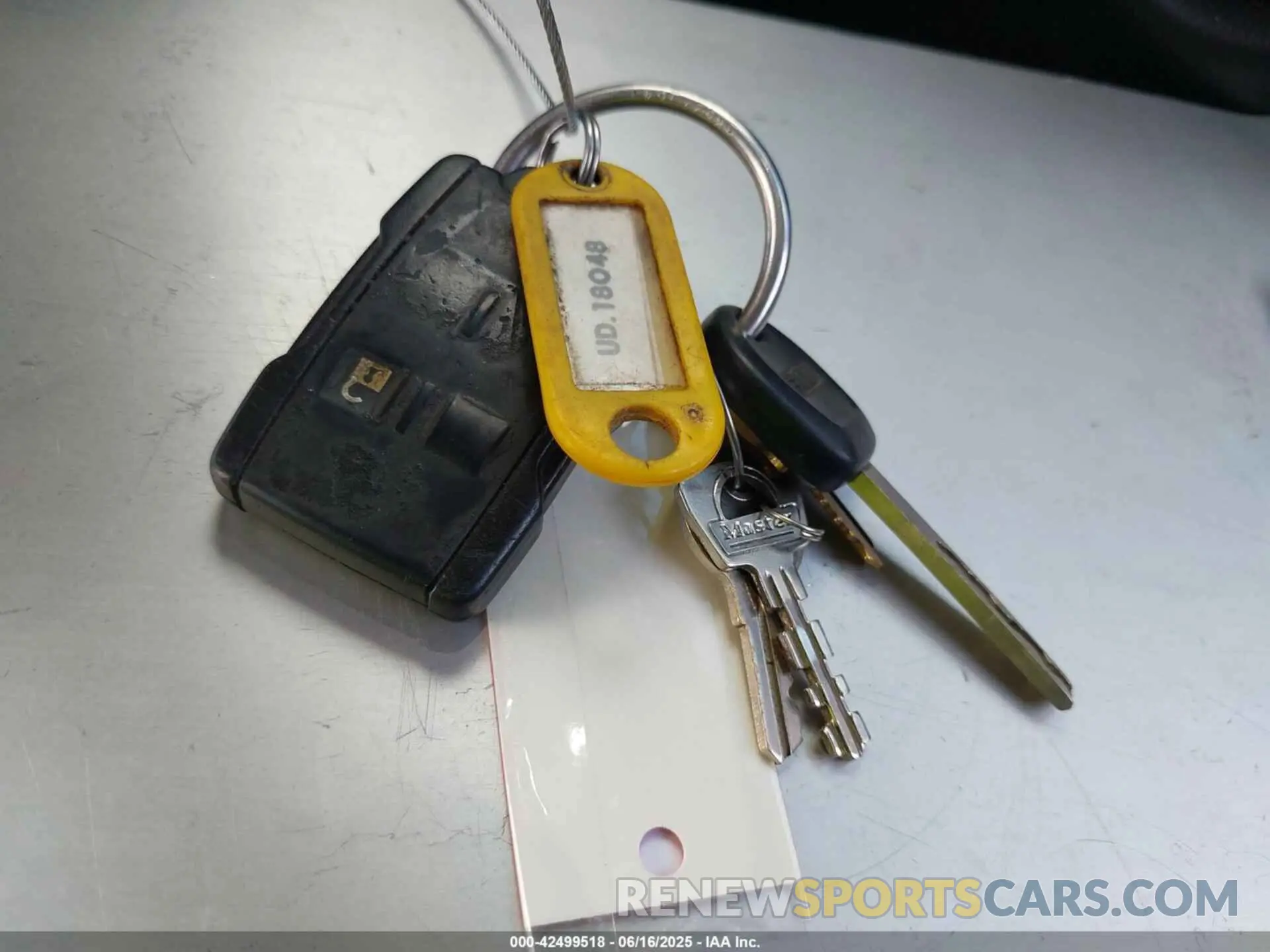 11 Photograph of a damaged car 1GT12NEY5KF116028 GMC SIERRA 2500HD 2019