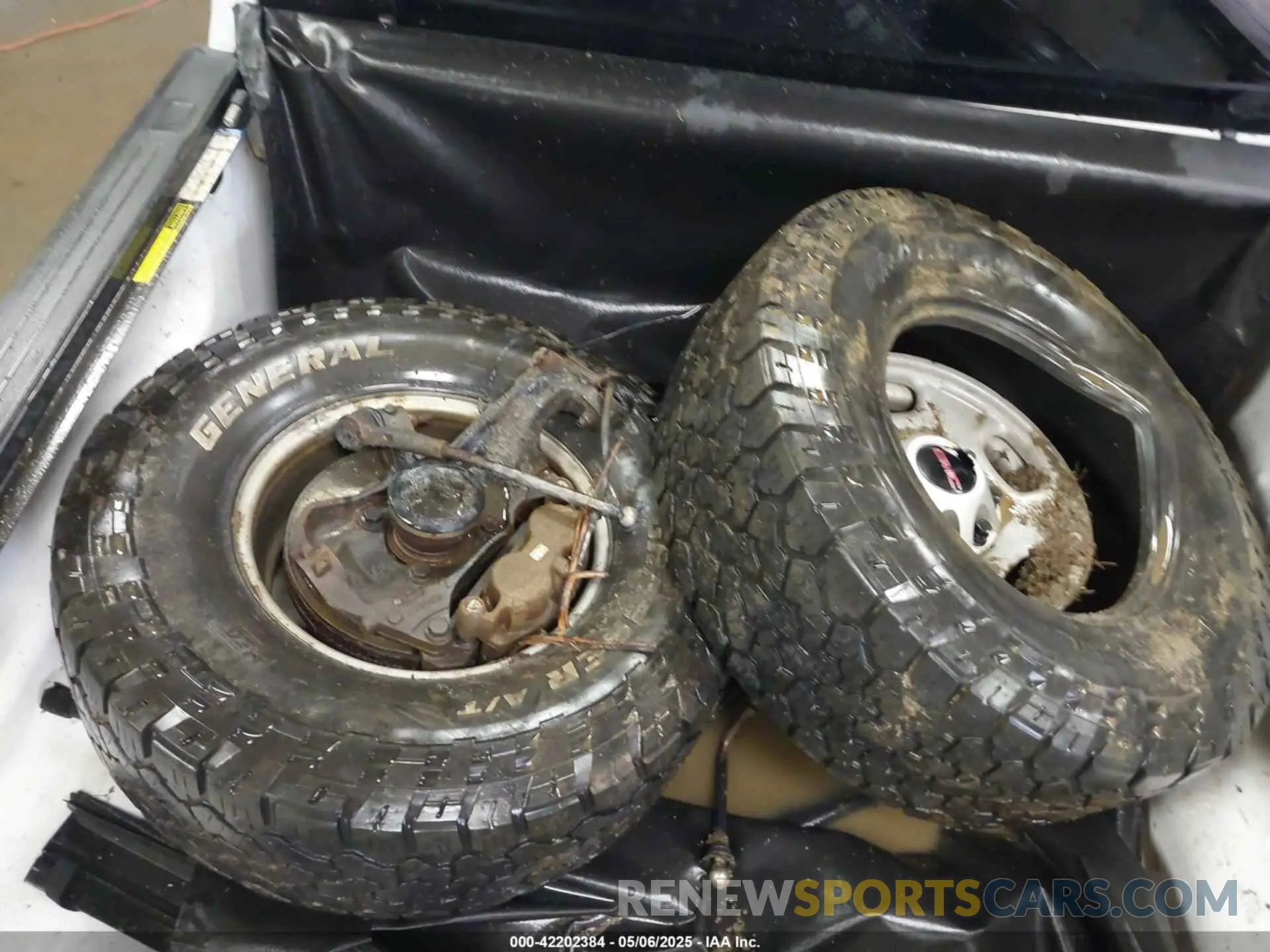12 Photograph of a damaged car 1GT12NEY8KF234753 GMC SIERRA 2500HD 2019