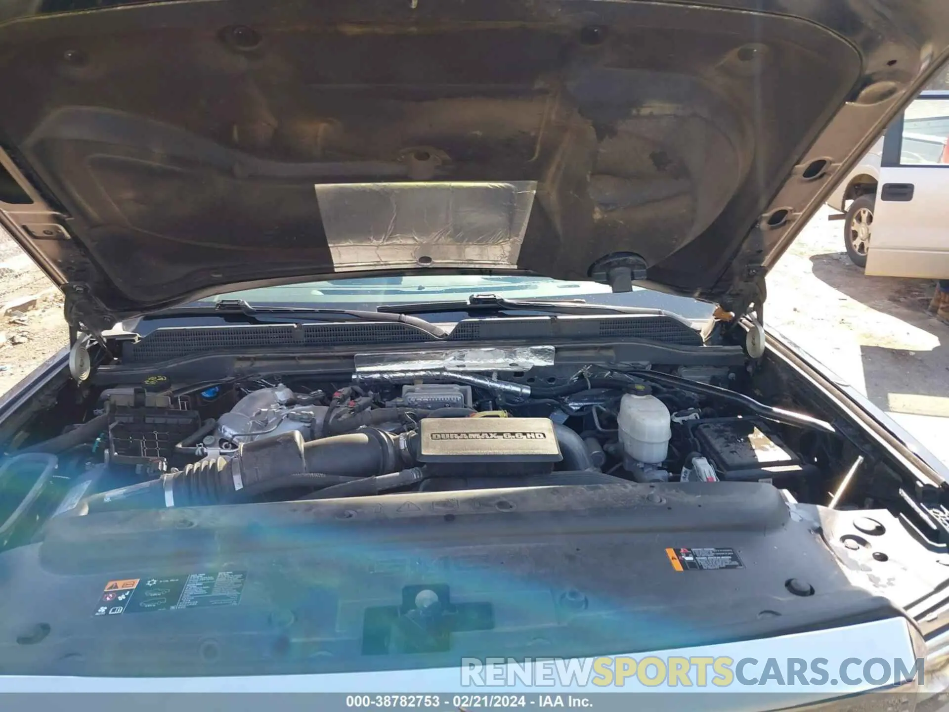 10 Photograph of a damaged car 1GT12SEY3KF207121 GMC SIERRA 2500HD 2019