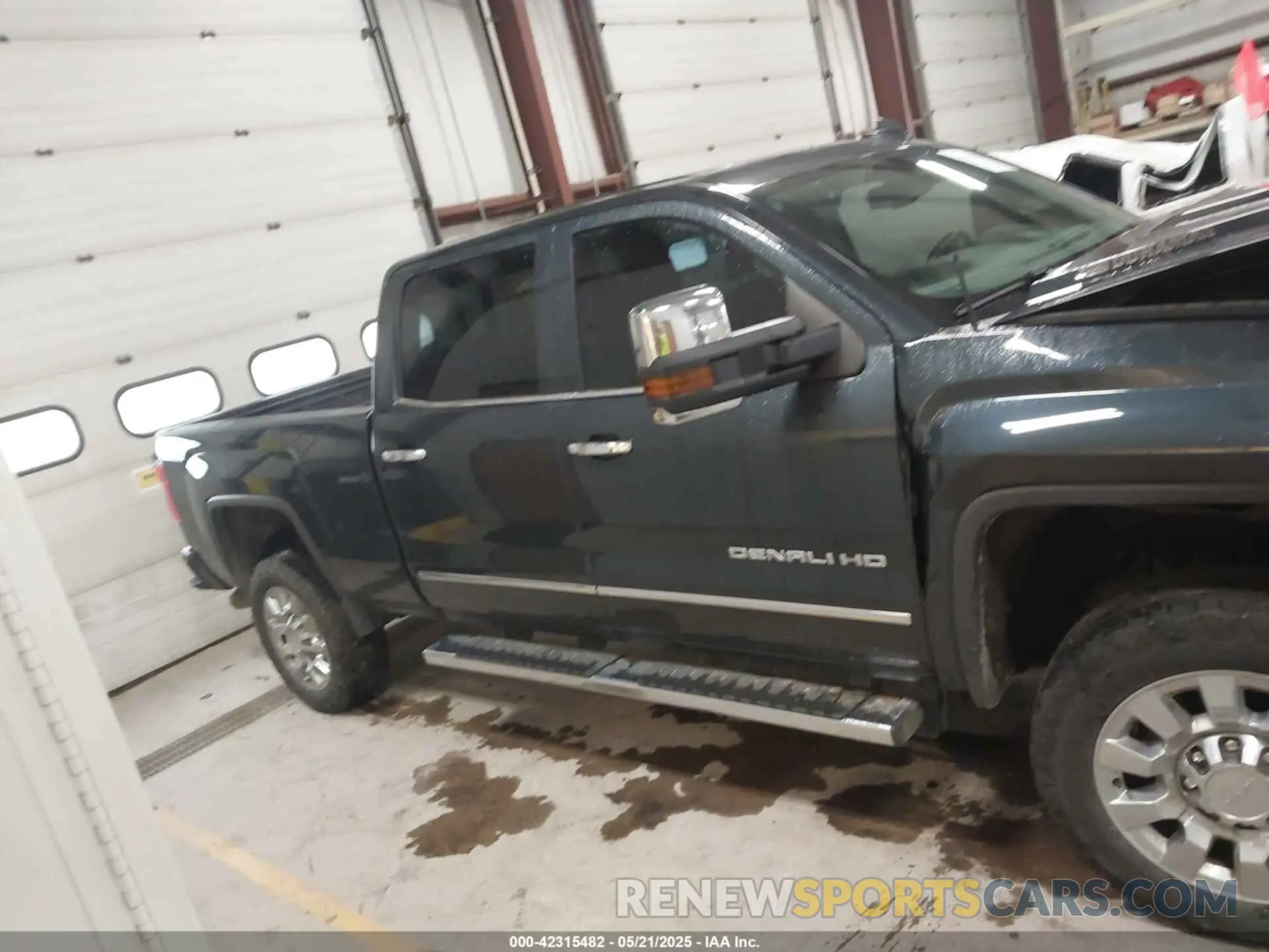 13 Photograph of a damaged car 1GT12SEY8KF114921 GMC SIERRA 2500HD 2019