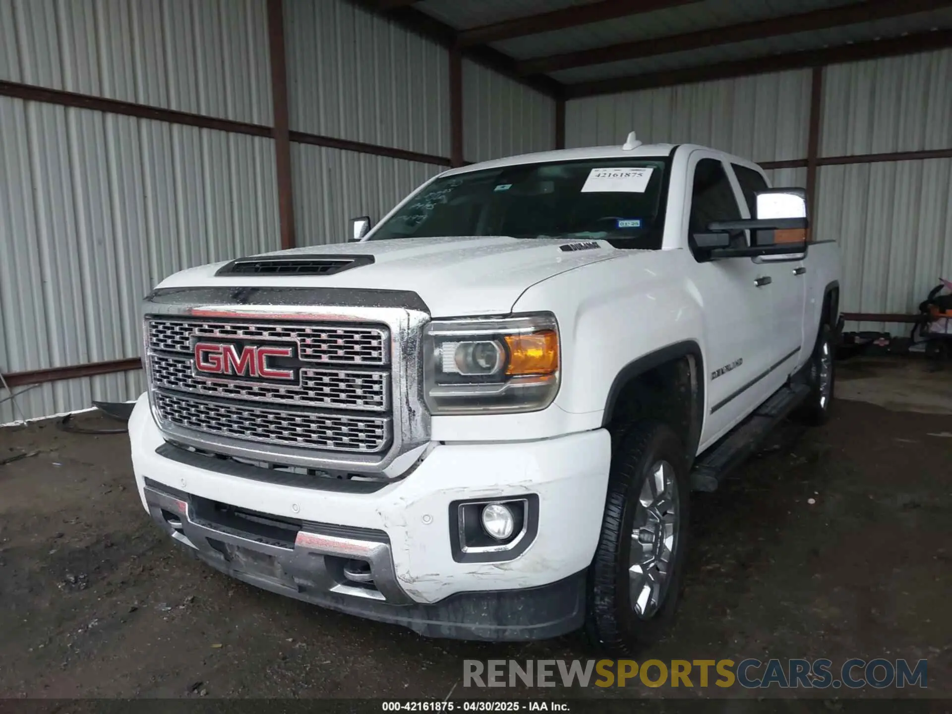 2 Photograph of a damaged car 1GT12SEY8KF115759 GMC SIERRA 2500HD 2019
