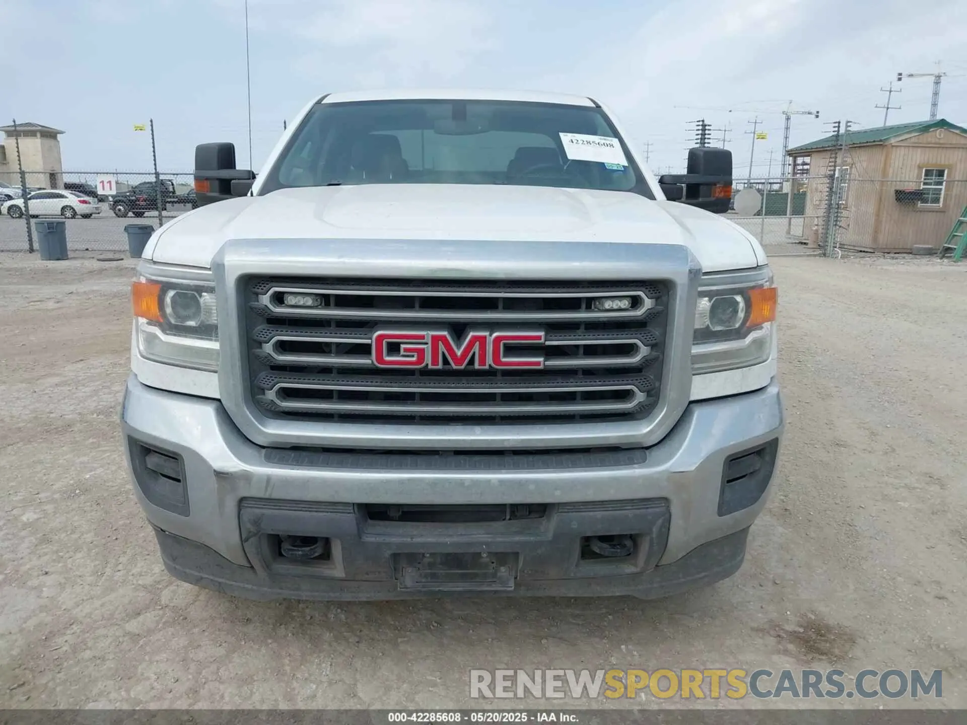12 Photograph of a damaged car 2GD21NEG9K1198394 GMC SIERRA 2500HD 2019